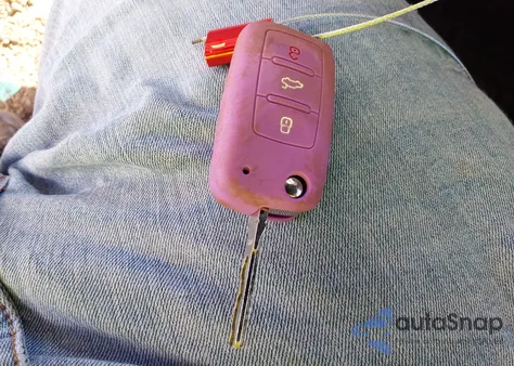 2018 Volkswagen Jetta 1.4T Se/1.4T Wolfsburg Edition z USA, uszkodzony, nr VIN 3VWDB7AJXJM240793